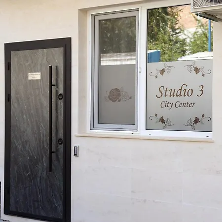 Deluxe 3 Studio City Center Burgas Exterior photo
